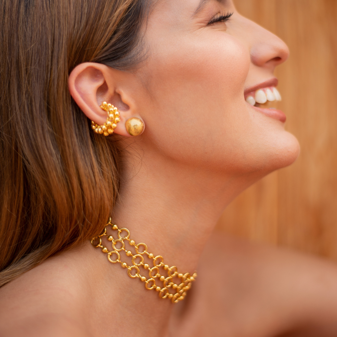 Handcrafted Trizos Choker in bronze with a 24-karat gold plating