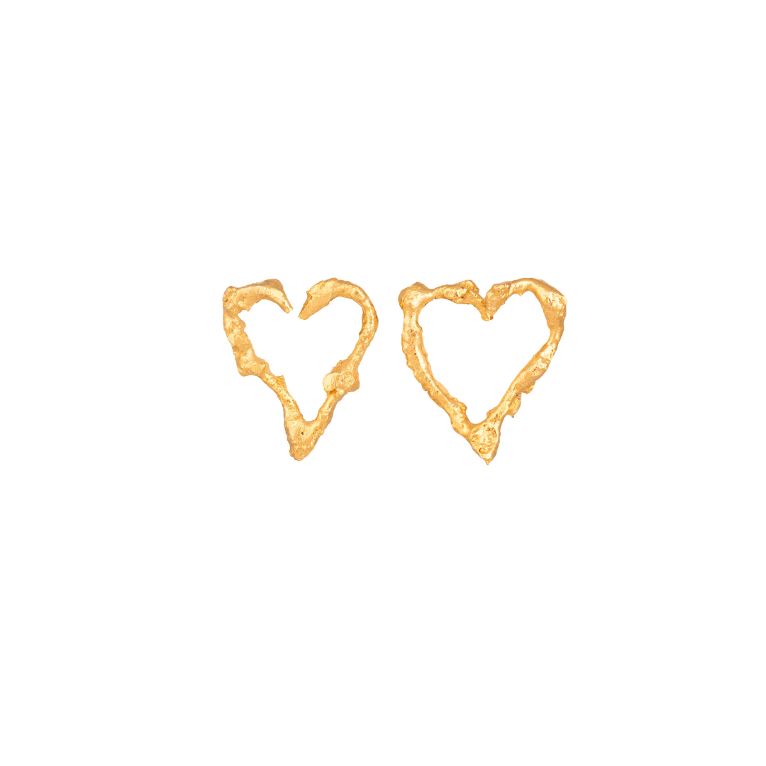 The Merlina earrings are handmade by Colombian artisans in bronze with 24-karat gold plating