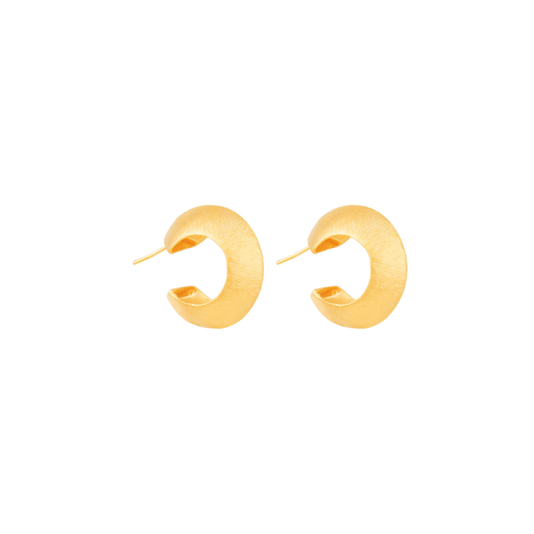The Pima Hoop earrings are handmade by Colombian artisans in bronze with 24-karat gold plating